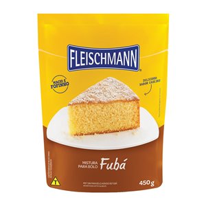 Bolo de fubá (Cornmeal Cake) - Sabor Brasil