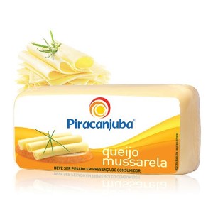 Mussarela Piracanjuba peça inteira 4 kg. Mussarela Piracanjuba peça inteira 4 kg.