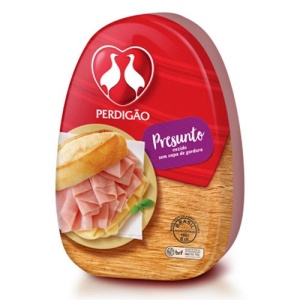 Presunto Perdigão sem capa de gordura peça inteira 3,4kg.