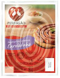 Linguiça tipo calabresa enroladinha Perdigão 500g.